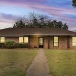 310 Lancashire Dr Bossier City, LA 71111