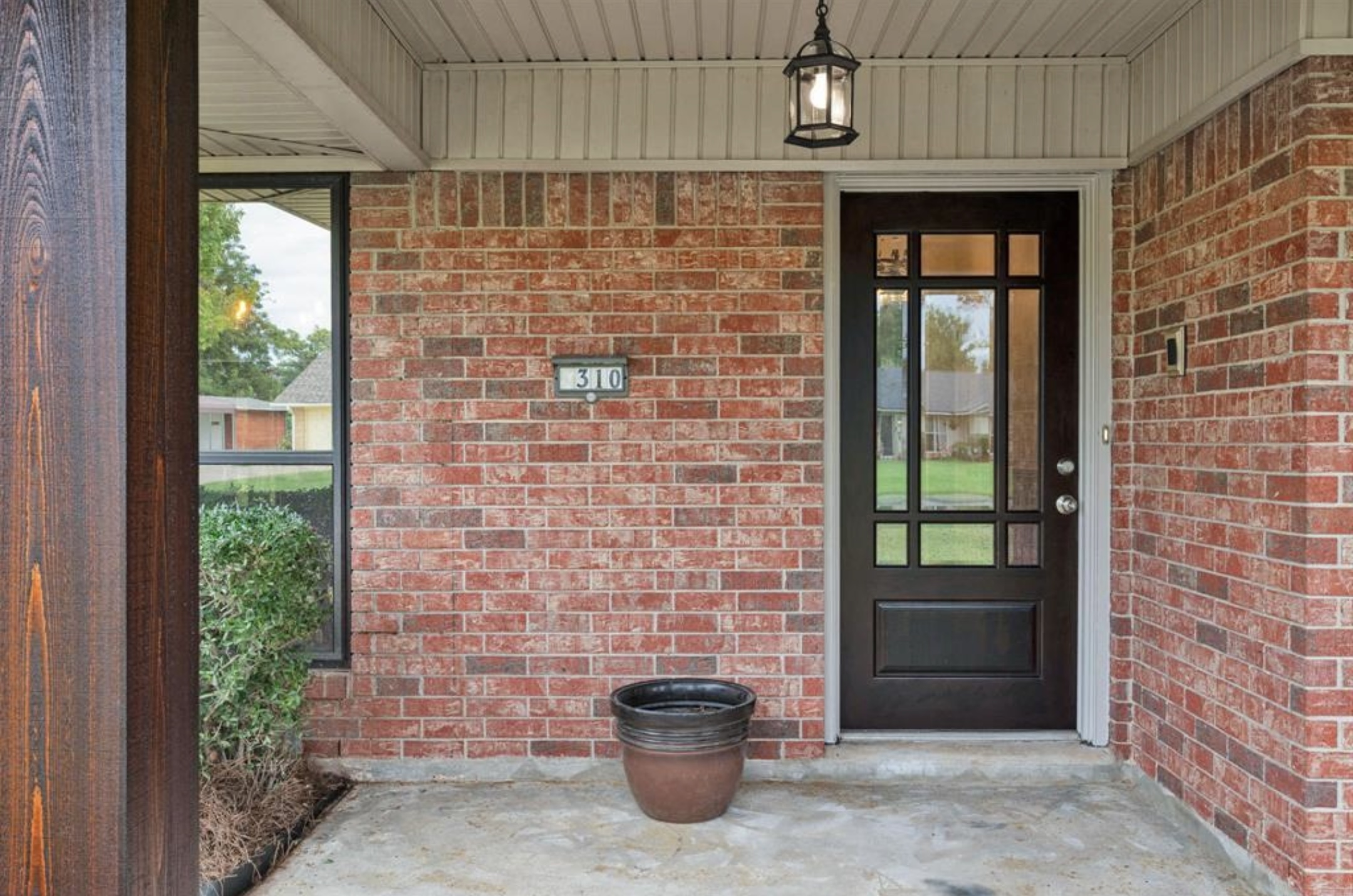 310 Lancashire Dr Bossier City, LA 71111