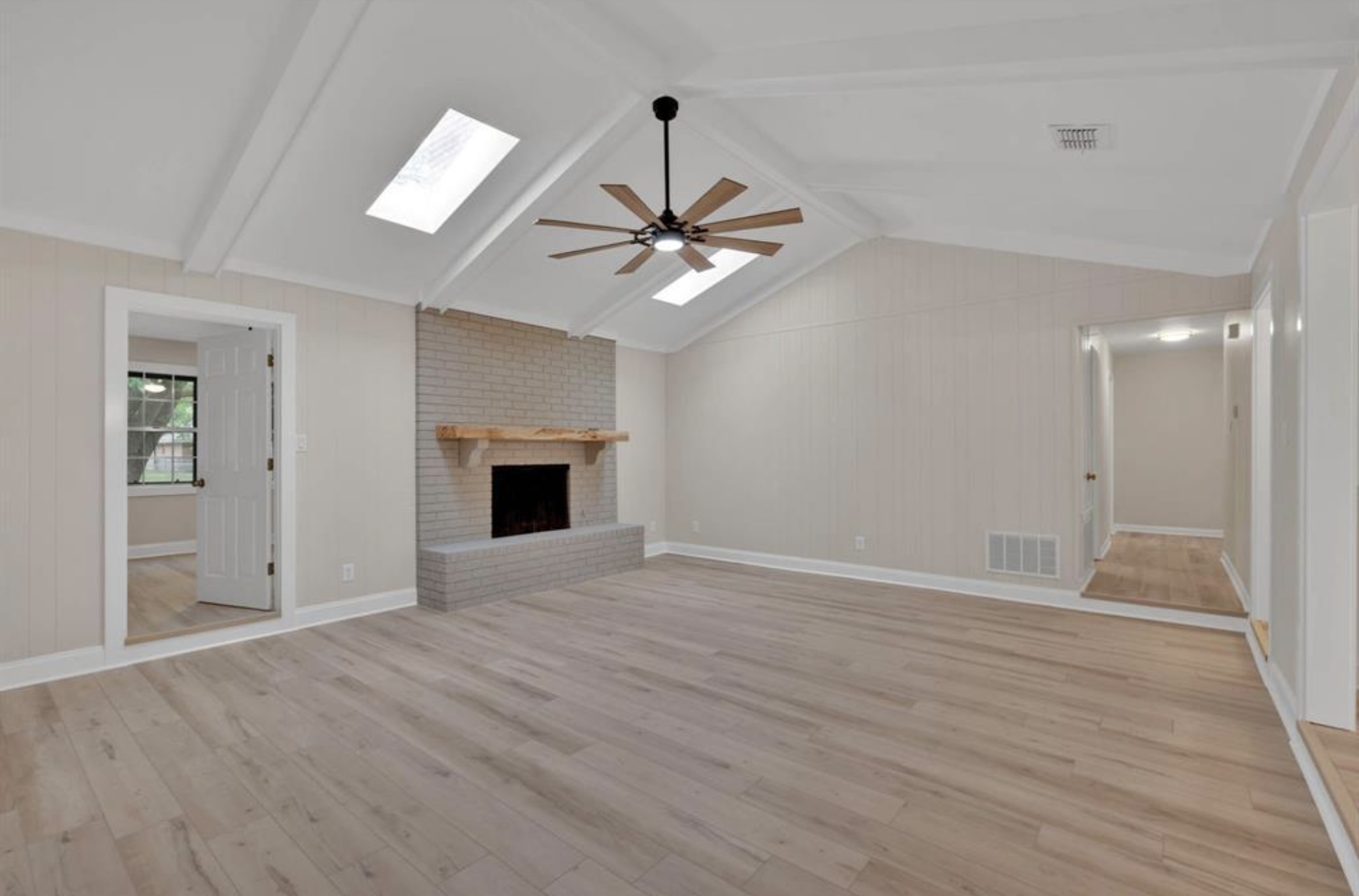 310 Lancashire Dr Bossier City, LA 71111