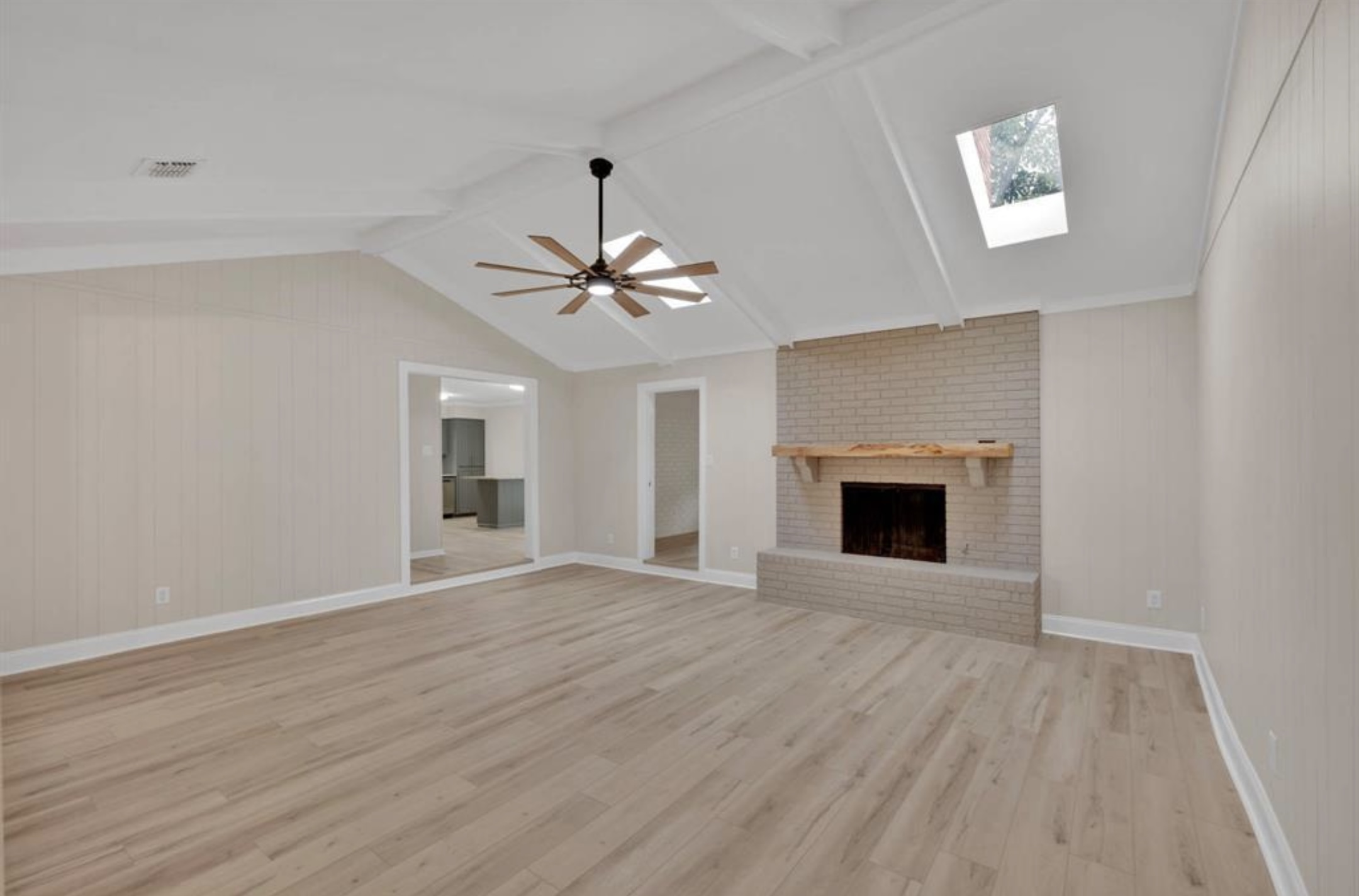 310 Lancashire Dr Bossier City, LA 71111