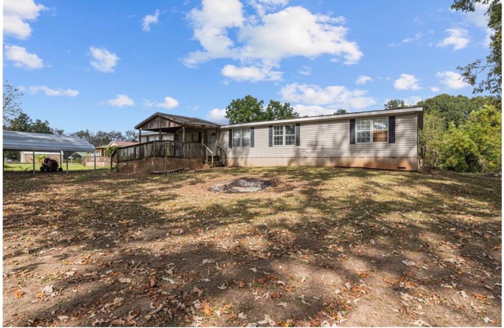 4 BEDS 2 BATHS 2,000 SQFT Bossier City, LA 71112 3