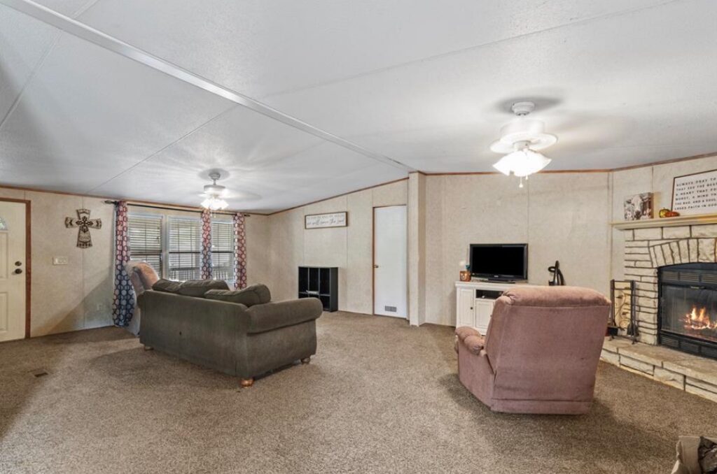 4 BEDS 2 BATHS 2,000 SQFT Bossier City, LA 71112 7